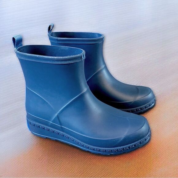 Michael Kors Mac Rain Bootie in River Blue - Picture 2 of 16